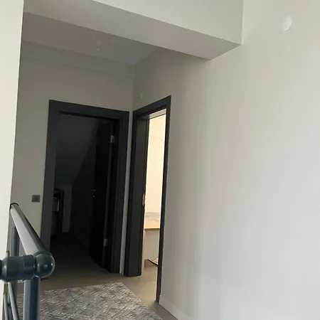 Havuzlu Villa-kartepe Villa