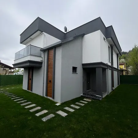 Vila Havuzlu Villa-kartepe *